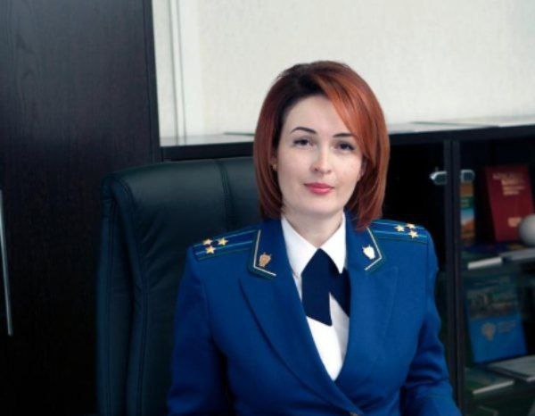В рамках работы мобильной приёмной заместитель Байкальского межрегионального природоохранного прокурора Ирина Чистякова проведёт личный приём граждан и предпринимателей.